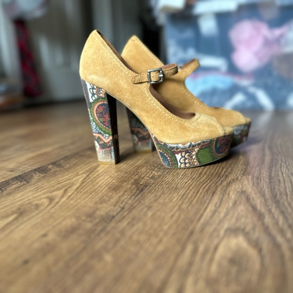 SZ 7.5 LUCKY BRAND NEECE PLATFORMS - Picture 1 of 10